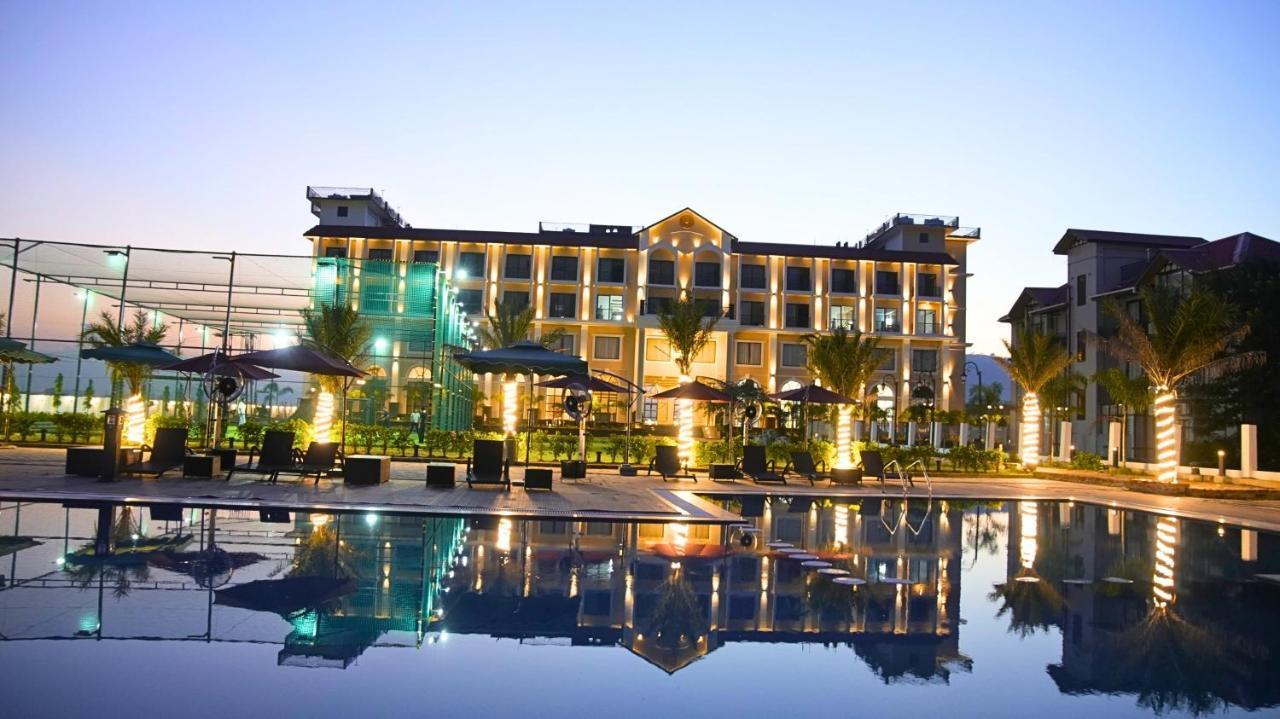 Mystique Mayong Raja Mayang Exterior foto